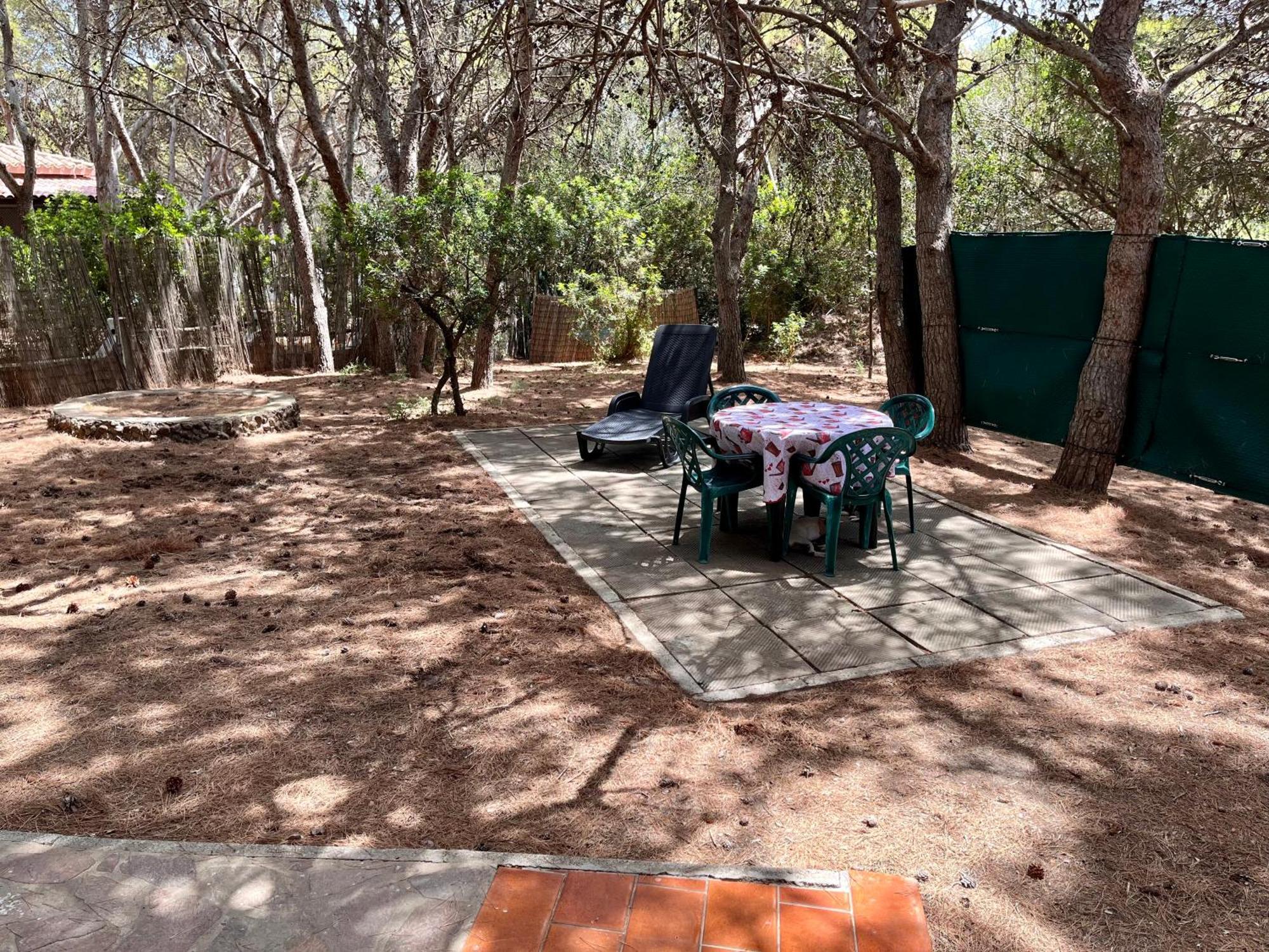 Rustico Porto Pino 30 Mt Dalla Spiaggia Buitenkant foto
